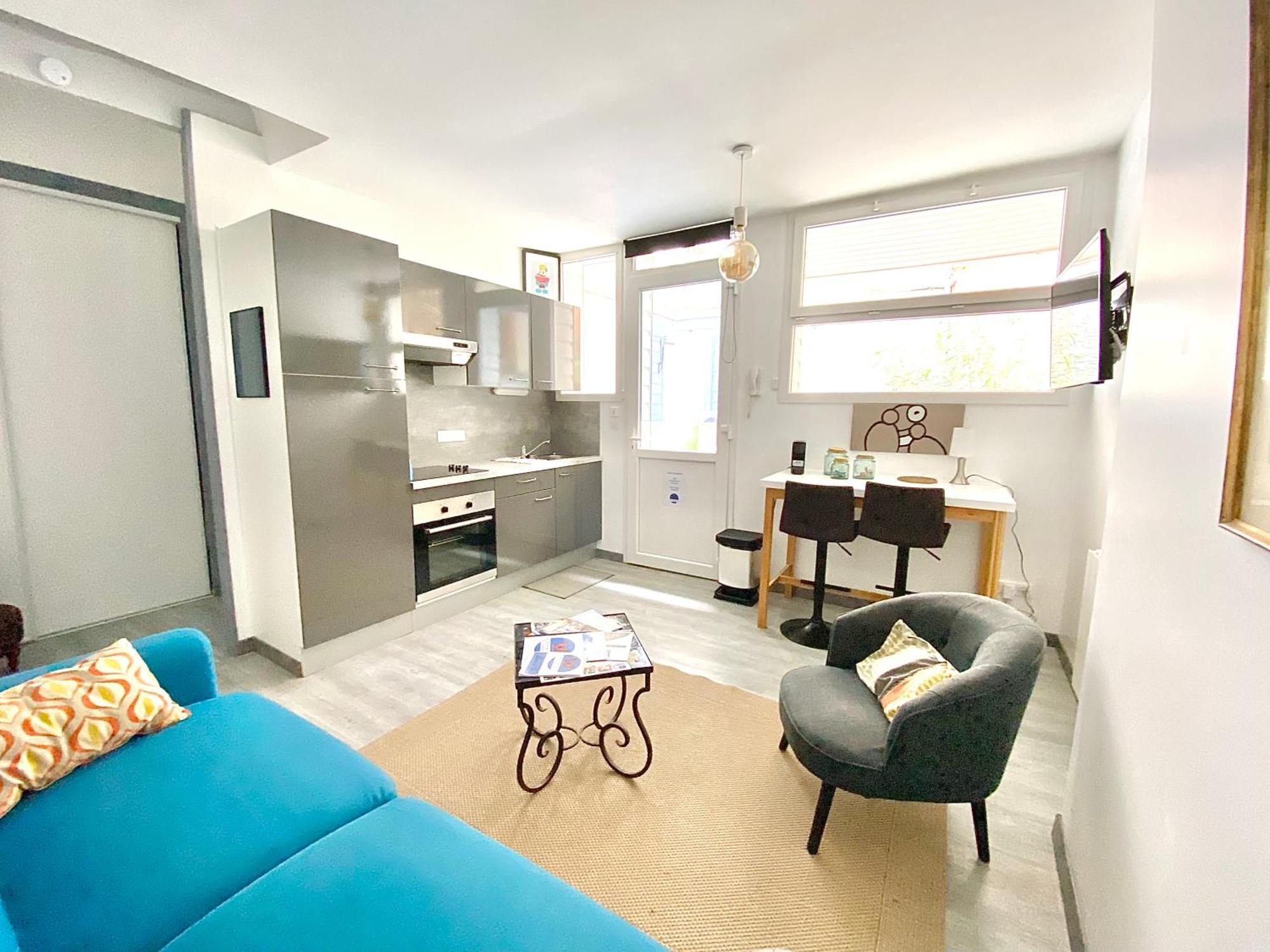 L'Adrien Studio Tout Confort Avec Terrasse Limoges Dış mekan fotoğraf